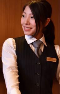 アルバイト採用情報 東京 品川 のレストラン 結婚式場 公式 ロサンジェルス バルコニー テラスレストラン ムーンバー